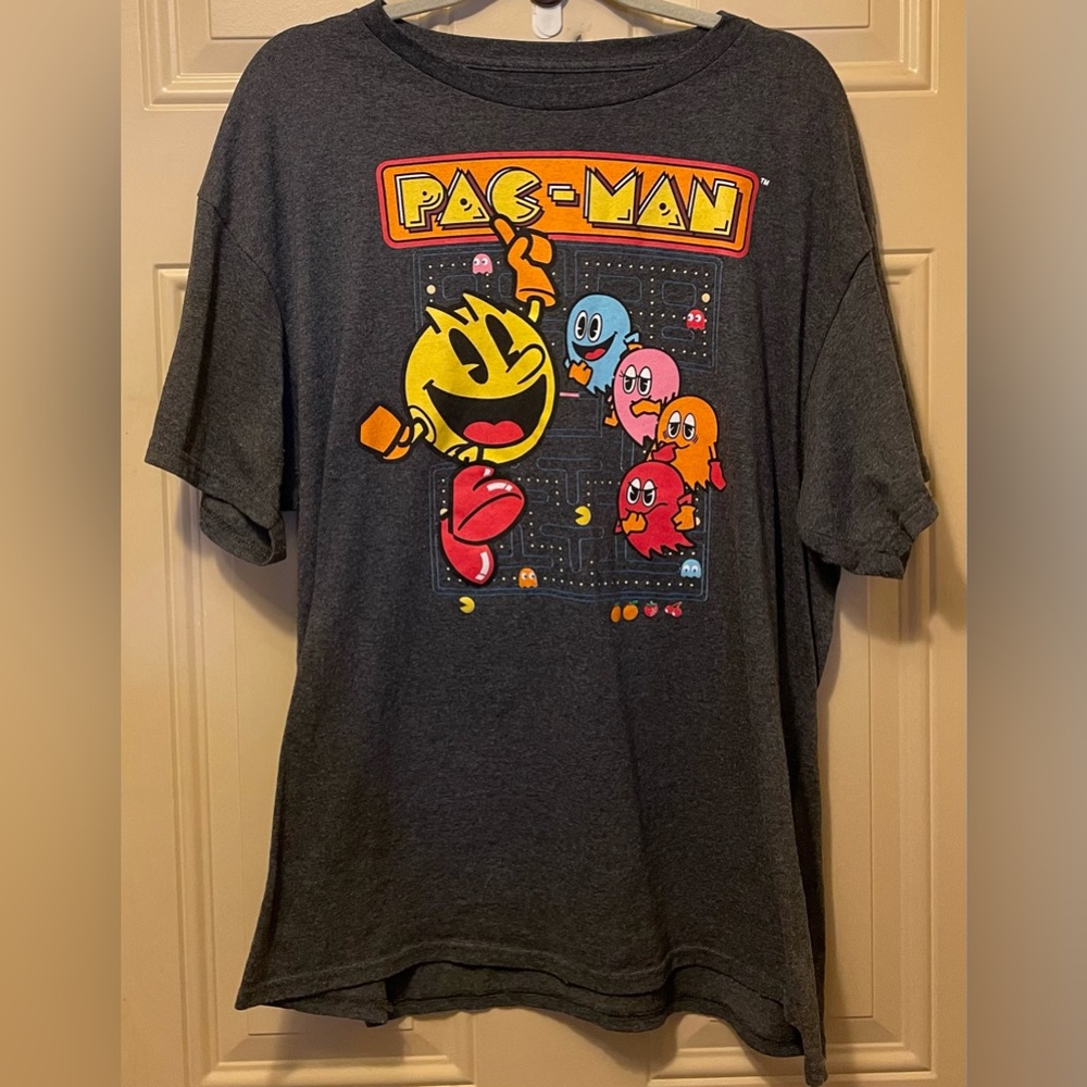 Pac-Man Graphic Tee Dark Gray Cotton Blend Crew Neck Short Sleeved Colorful XXL